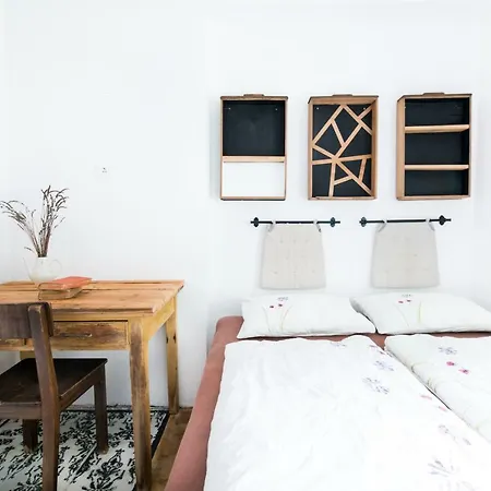 Garden House Hostel