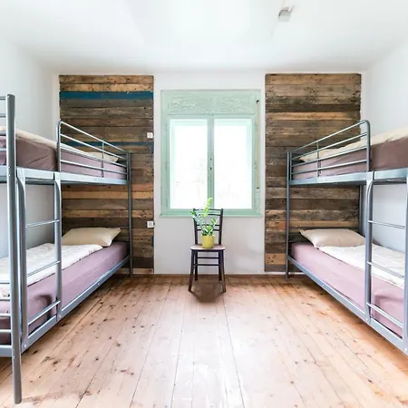 Garden House Hostel