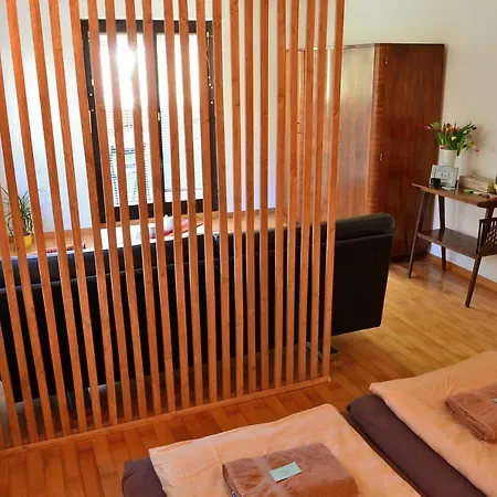 Garden House Hostel *