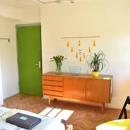 Хостел Garden House Блед